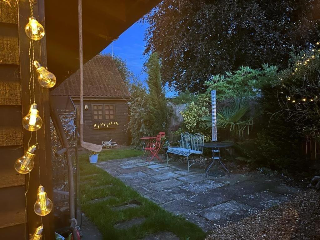 Two Storey Annex Cottenham Екстериор снимка